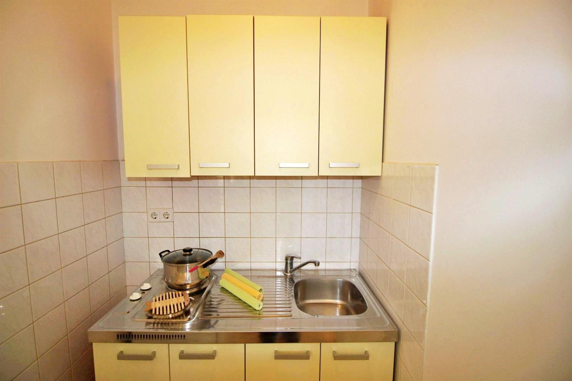 Apartments Marko Nemira Омиш Номер фото